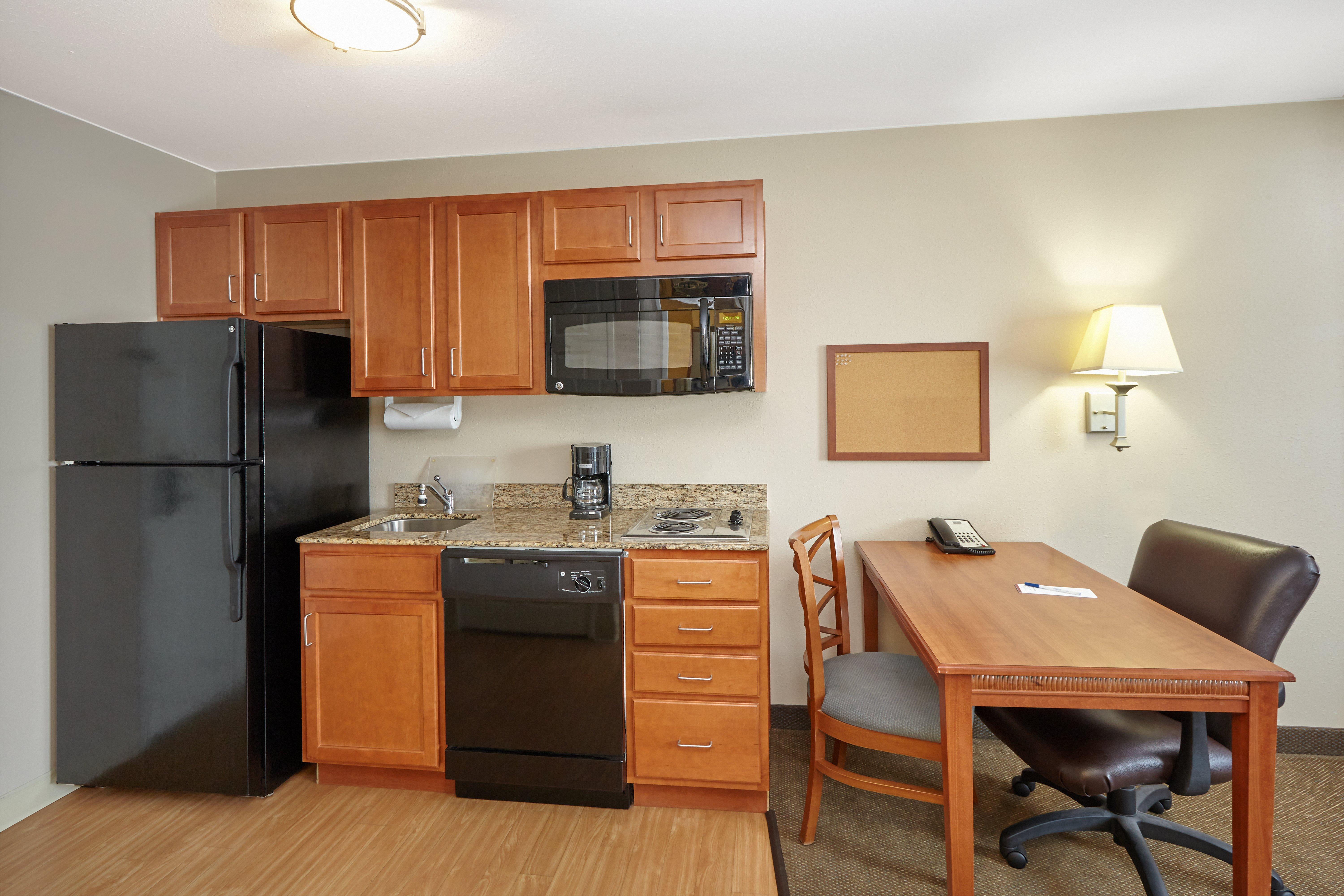 Candlewood Suites Aurora-Naperville By Ihg Экстерьер фото