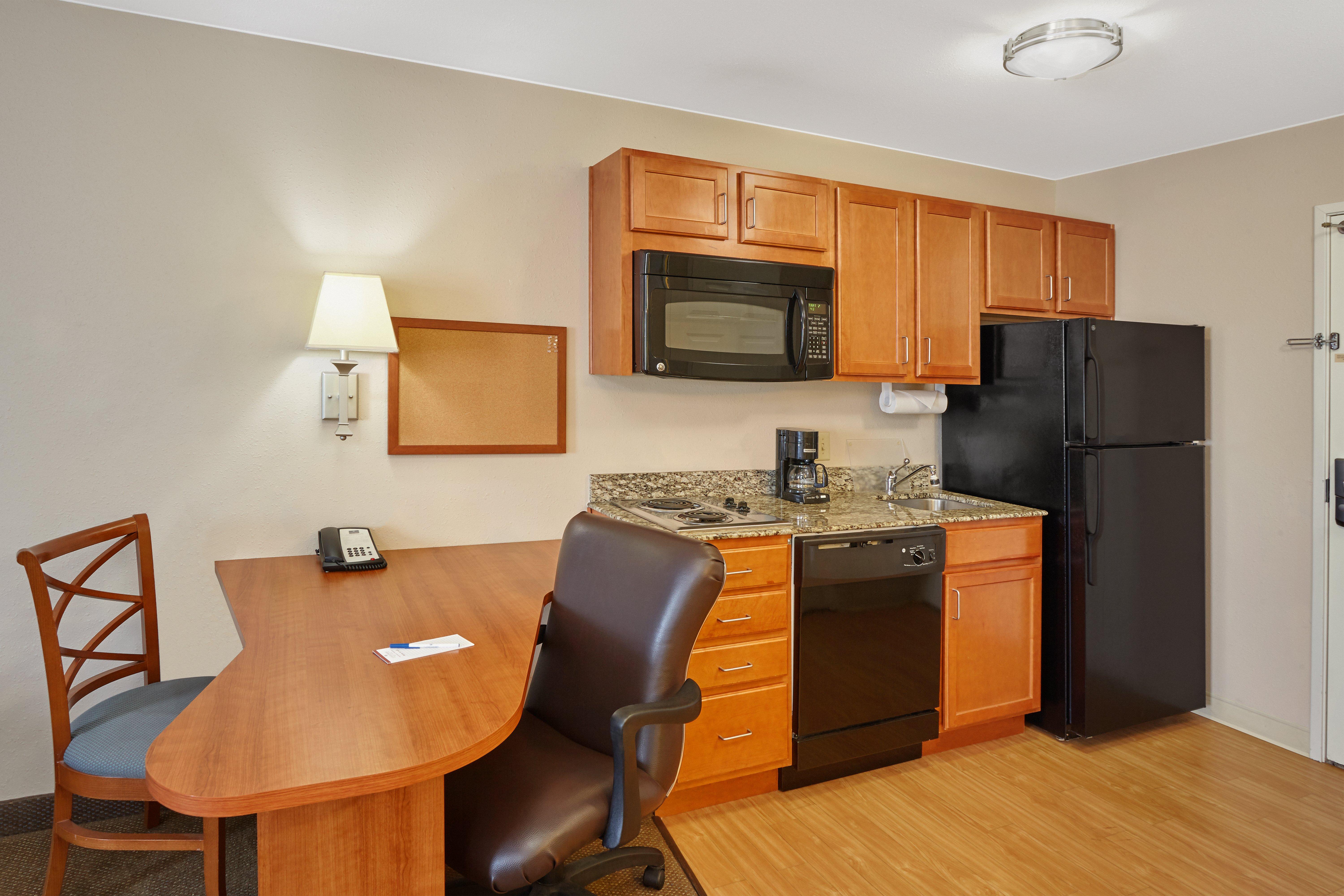 Candlewood Suites Aurora-Naperville By Ihg Экстерьер фото