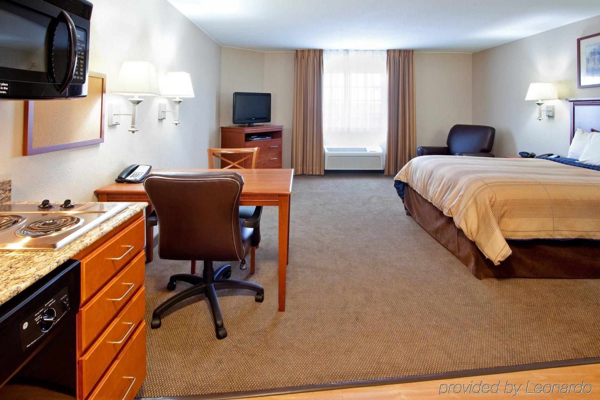Candlewood Suites Aurora-Naperville By Ihg Экстерьер фото