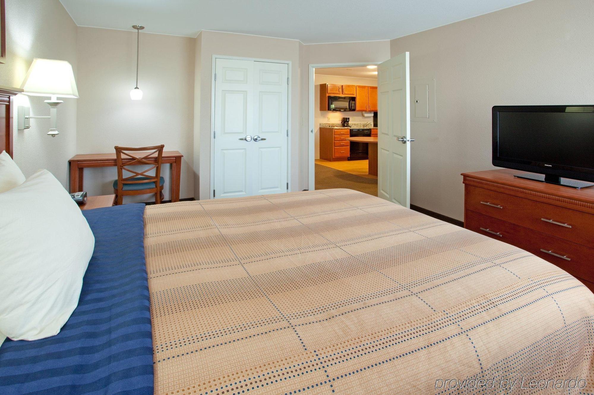 Candlewood Suites Aurora-Naperville By Ihg Экстерьер фото