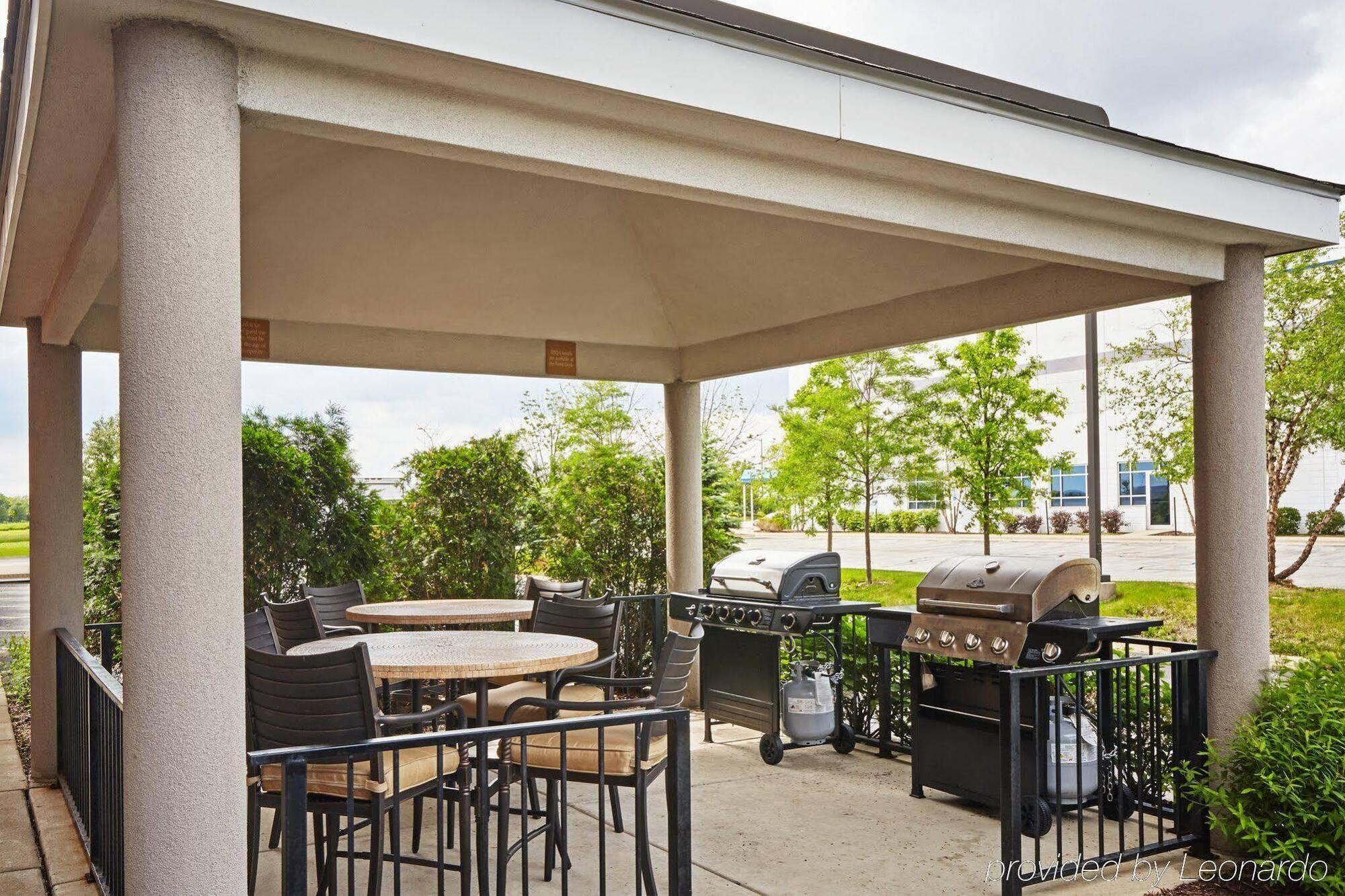 Candlewood Suites Aurora-Naperville By Ihg Экстерьер фото
